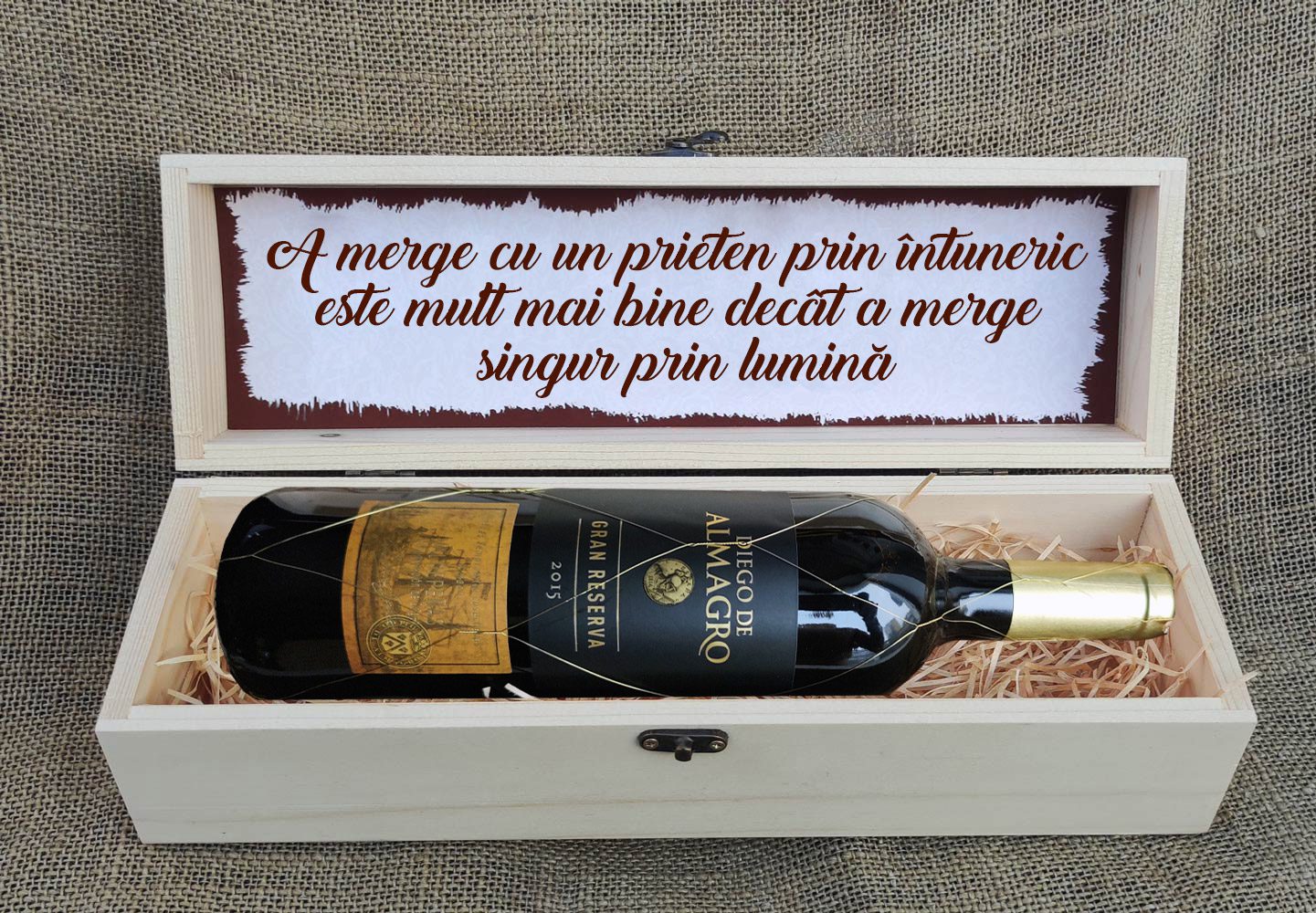 Cuti vin cadou cu mesaj prieten